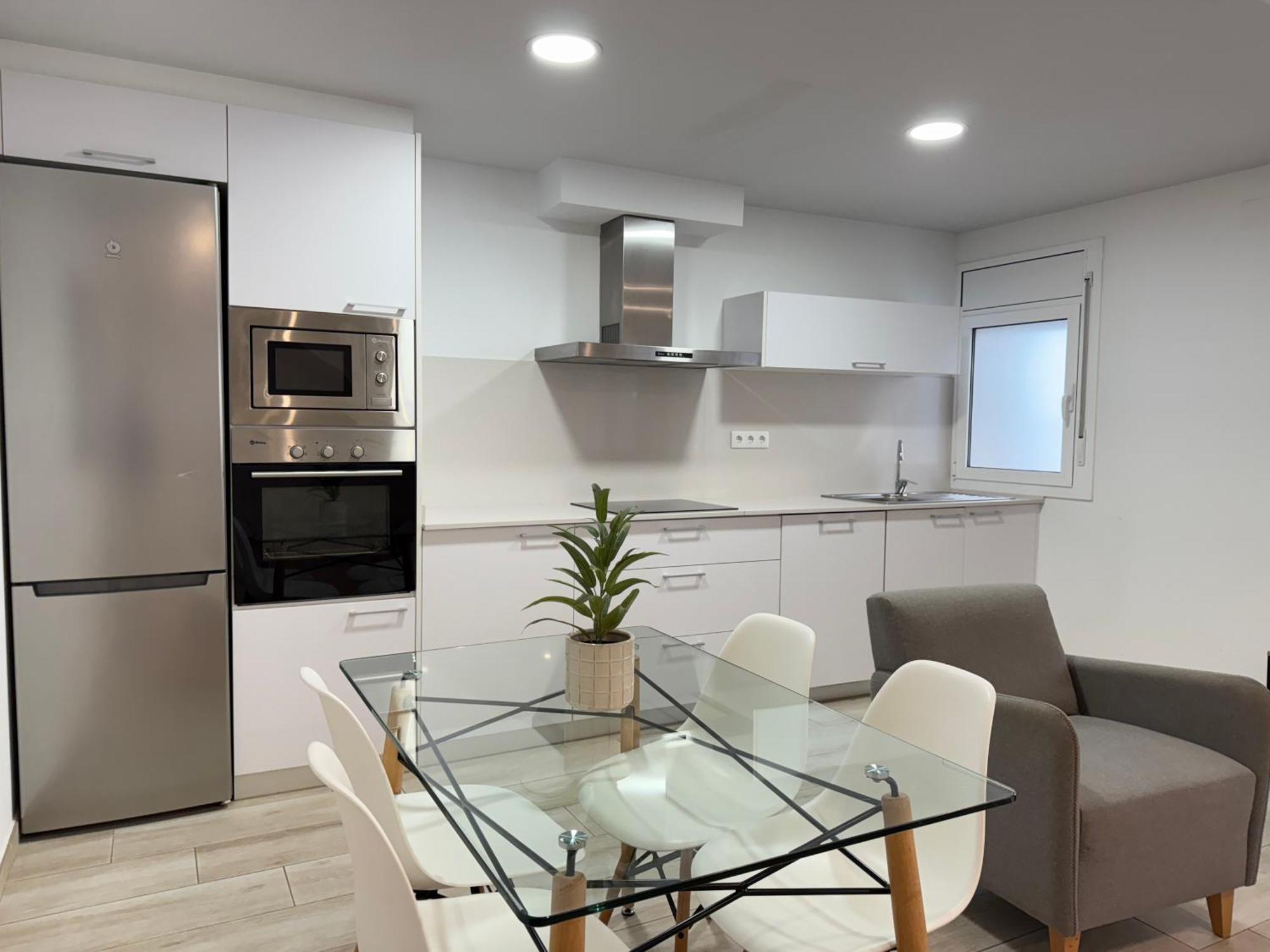 Agi Cosconilles Centro Apartment โรเซส ภายนอก รูปภาพ