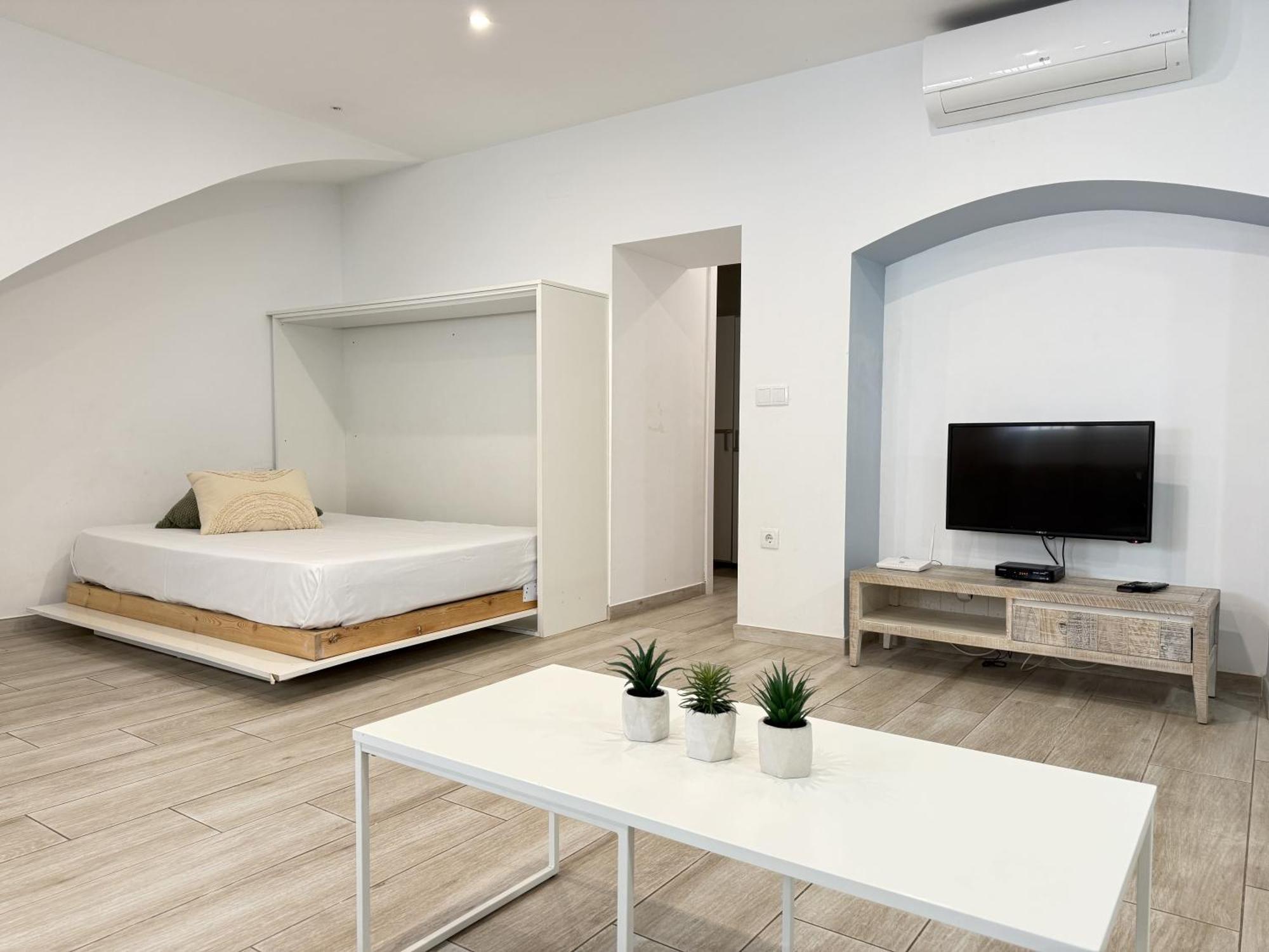Agi Cosconilles Centro Apartment โรเซส ภายนอก รูปภาพ