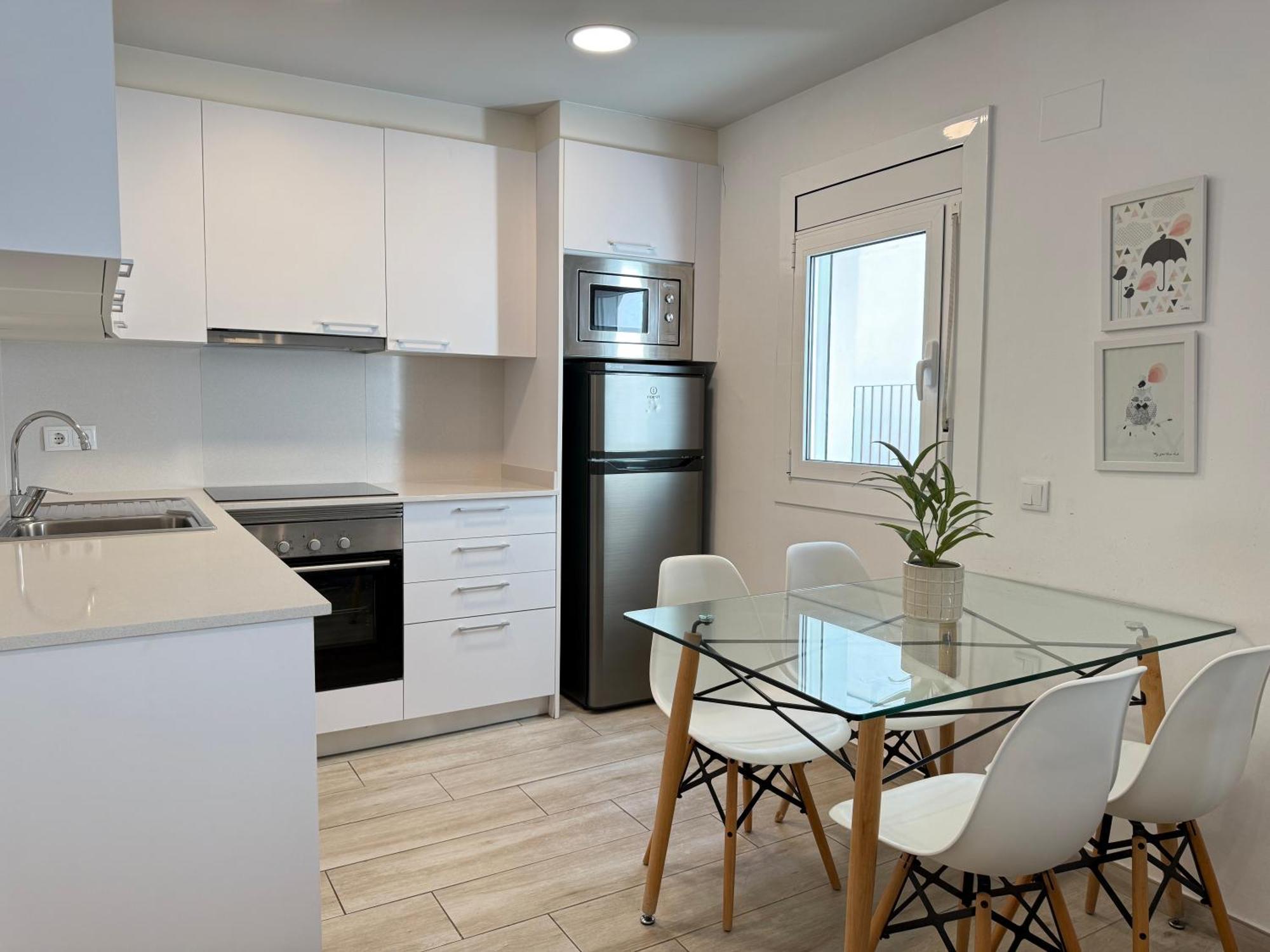 Agi Cosconilles Centro Apartment โรเซส ภายนอก รูปภาพ